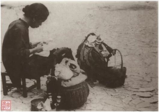 Rosa das Bonecas. Por Pádua Marques.