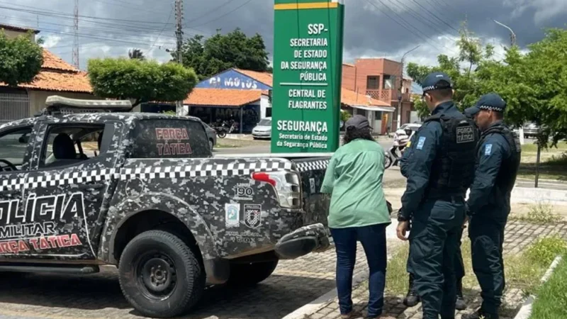 Homem armado com facão invade casa e ameaça mulher por dinheiro para drogas no bairro São José em Parnaíba