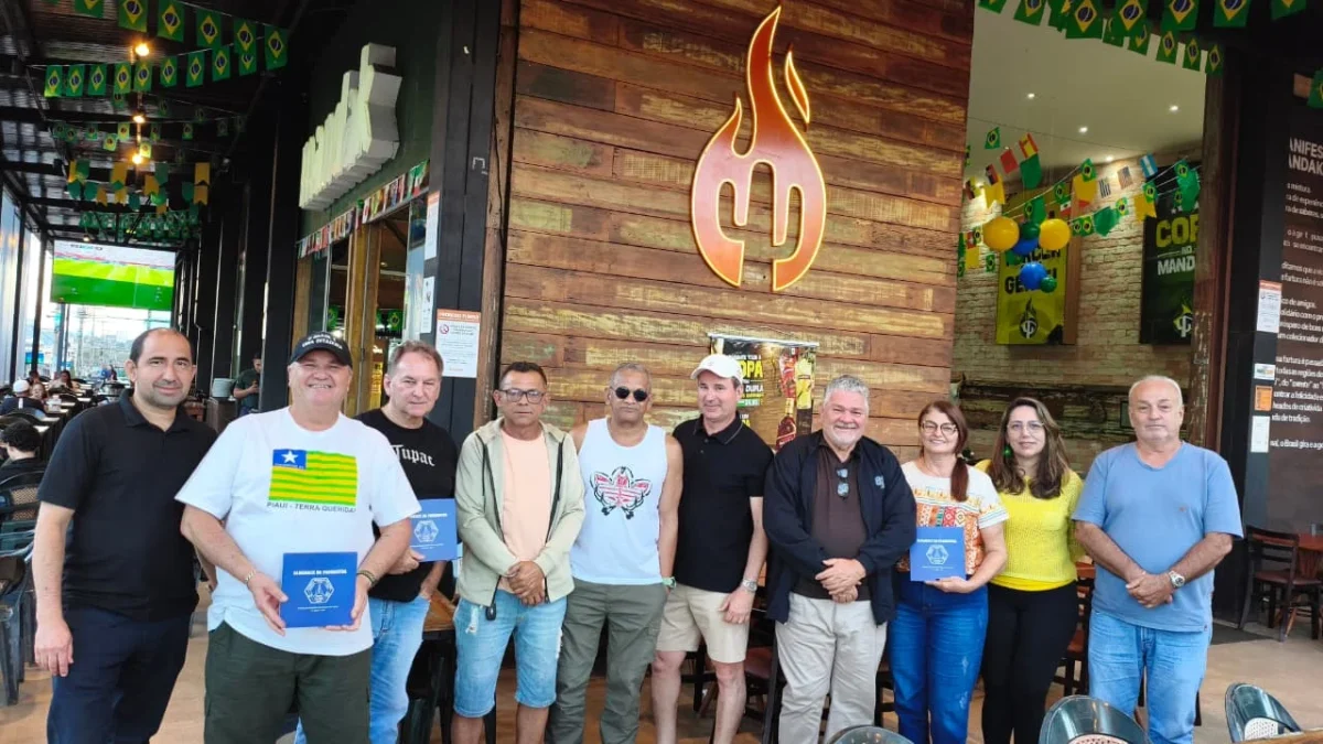 Buritienses de Brasília celebram Almanaque da Parnaíba em jantar no Mandaka