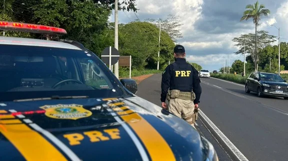 PRF reforça fiscalização nas rodovias federais durante a Operação Corpus Christi 2026
