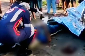Atendimento a acidente entre carro e motocicleta na BR-343, em Parnaíba