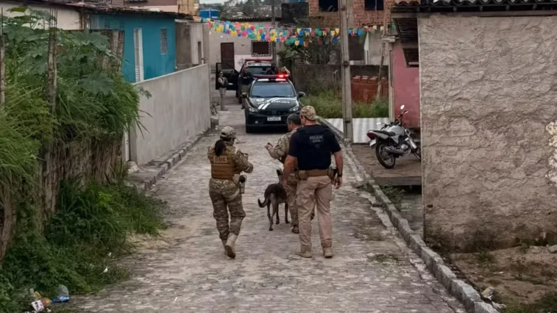 Operação mira facções e cumpre prisões em Parnaíba e Luís Correia